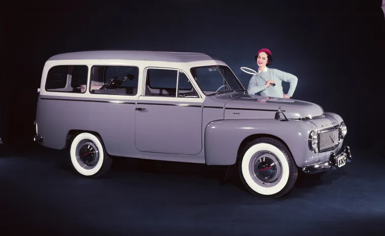 Volvo se povodom predstavljanja novog V90 modela odlučio na promociju koja se temelji na 60-godi&scaron;njoj tradiciji proizvodnje karavana. Ovo je prvi njihov karavan Duett, predstavljen 1953. godine.