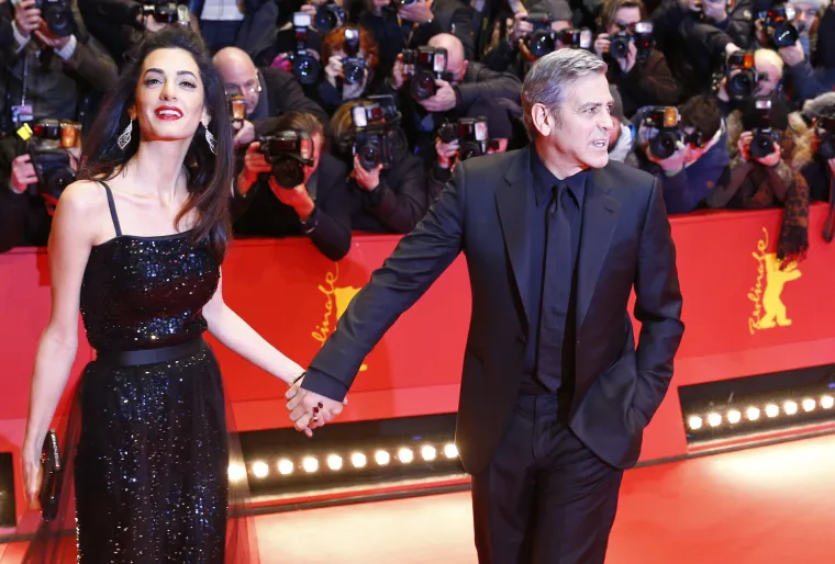 Amal i George Clooney zablistali na crvenom tepihu Berlinalea
