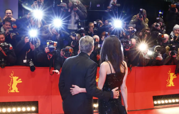 Amal i George Clooney zablistali na crvenom tepihu Berlinalea