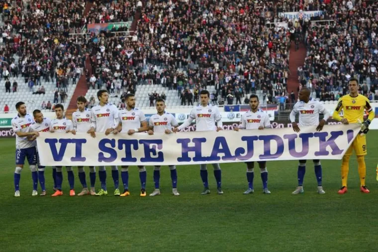 Pogotkom Tina Svena Su&scaron;ića u posljednjoj minuti prvog poluvremena Hajduk je najavio pobjedu u susretu sa Slaven Belupom i time pred dobro ispunjenim tribinama stadiona na Poljudu na najbolji mogući način uveličao proslavu 105. rođendana kluba.