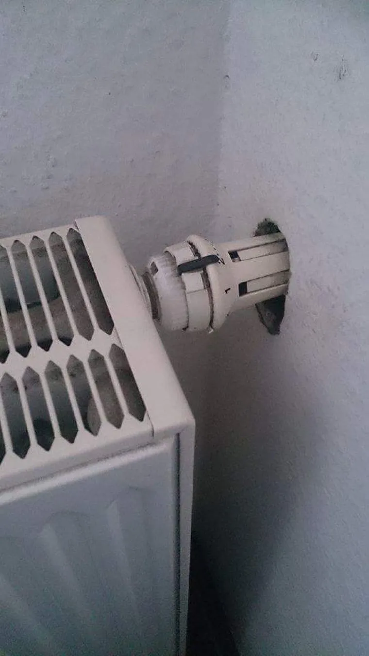 Kada vam majstor pokuca na vrata, obično imate povjerenja da ste zaposlili sposobnog čovjeka koji će obaviti svoj posao kako treba. No, neki ljudi su se gadno opekli kada su pustili majstore u svoje domove, a posljedice njihovih majstorskih intervencija pogledajte u galeriji.