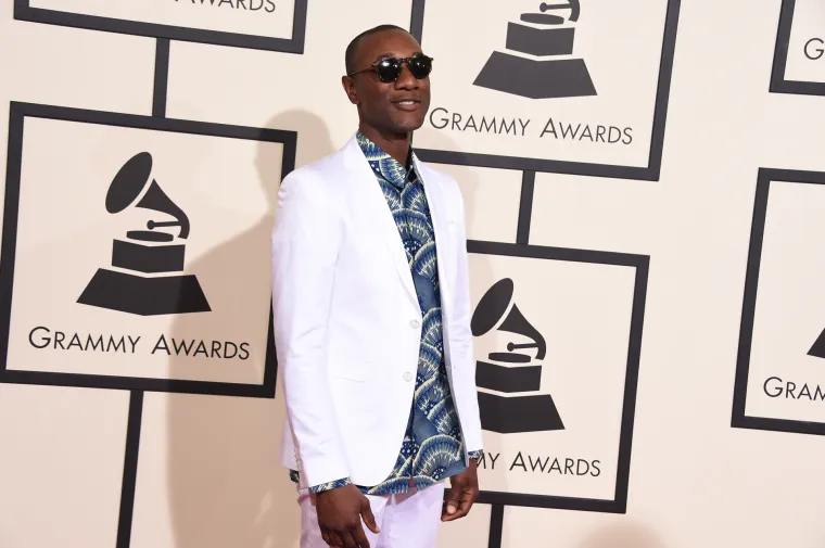 Seksi Selena Gomez i Taylor Swift ukrale show na 58. dodjeli Grammyja