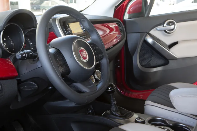 NOVI LJEPOTAN NA CESTAMA: FIAT 500X, &scaron;minker bogate povijesti