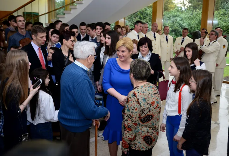 Kolinda Grabar-Kitarović obilježila prvu godinu mandata i otkrila Tuđmanovu bistu