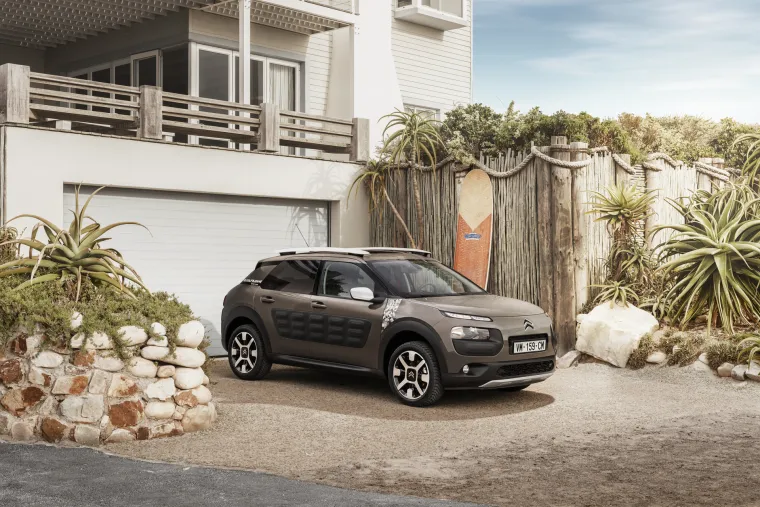 CITROËN "NA VALOVIMA": Pogledajte kako izgleda C4 Cactus Rip Curl