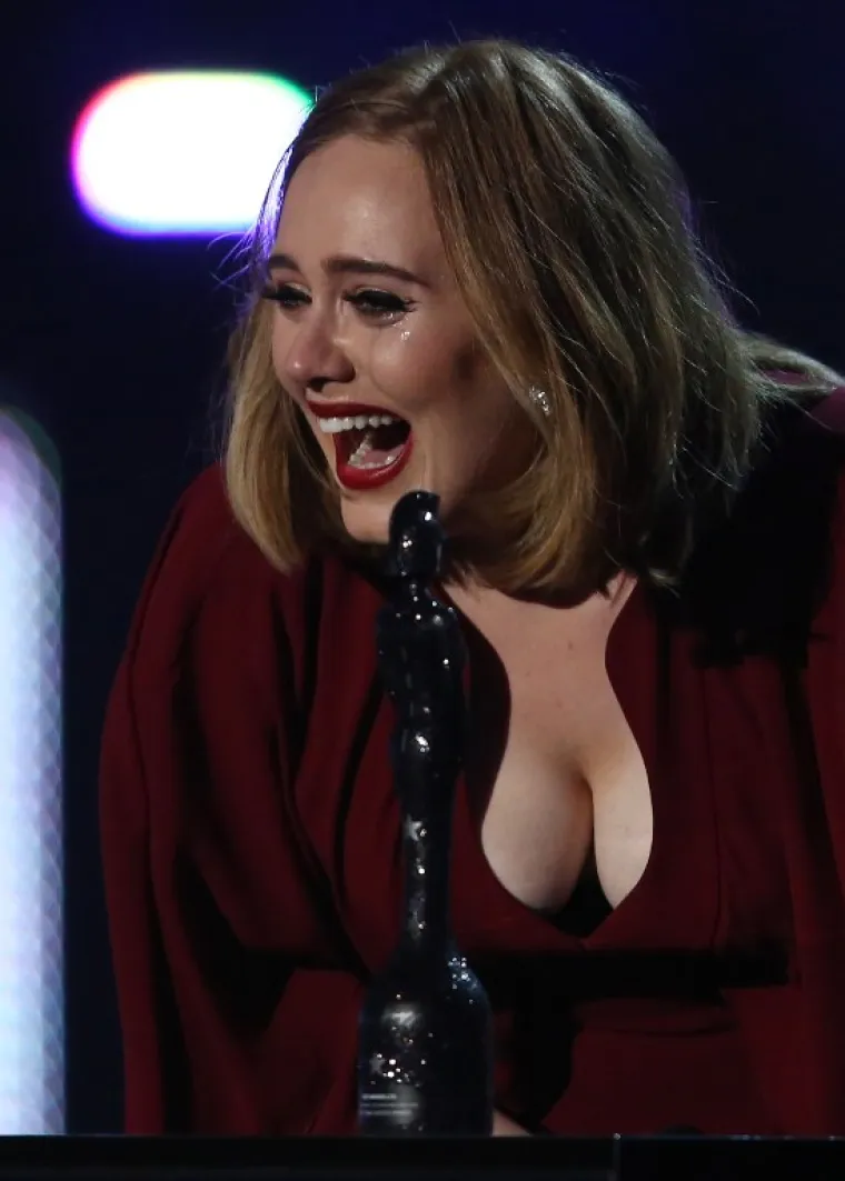Glazbenica Adele