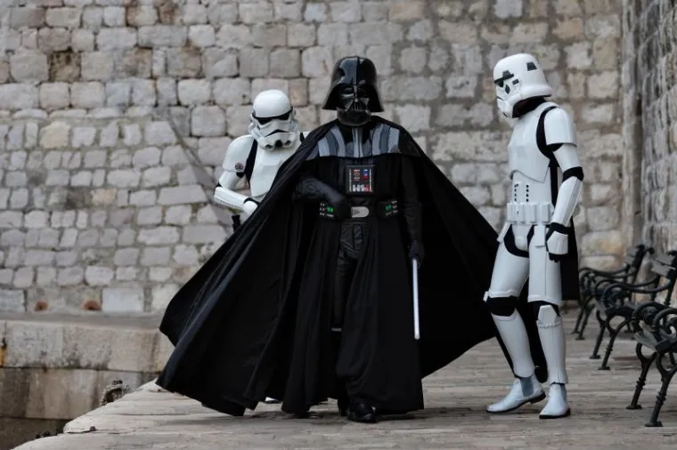 Riječ je o članovima Udruge ljubitelja Zvjezdanih ratova - MOS Croatia Spaceport - Star Wars Hrvatska