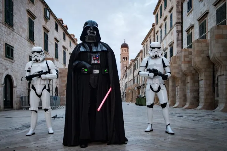 'STAR WARS' U HRVATSKOJ: Darth Vader i stormtrooperi zaposjeli Stradun