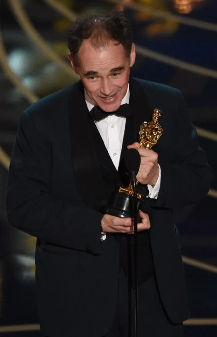Najbolji sporedni glumac je Mark Rylance.