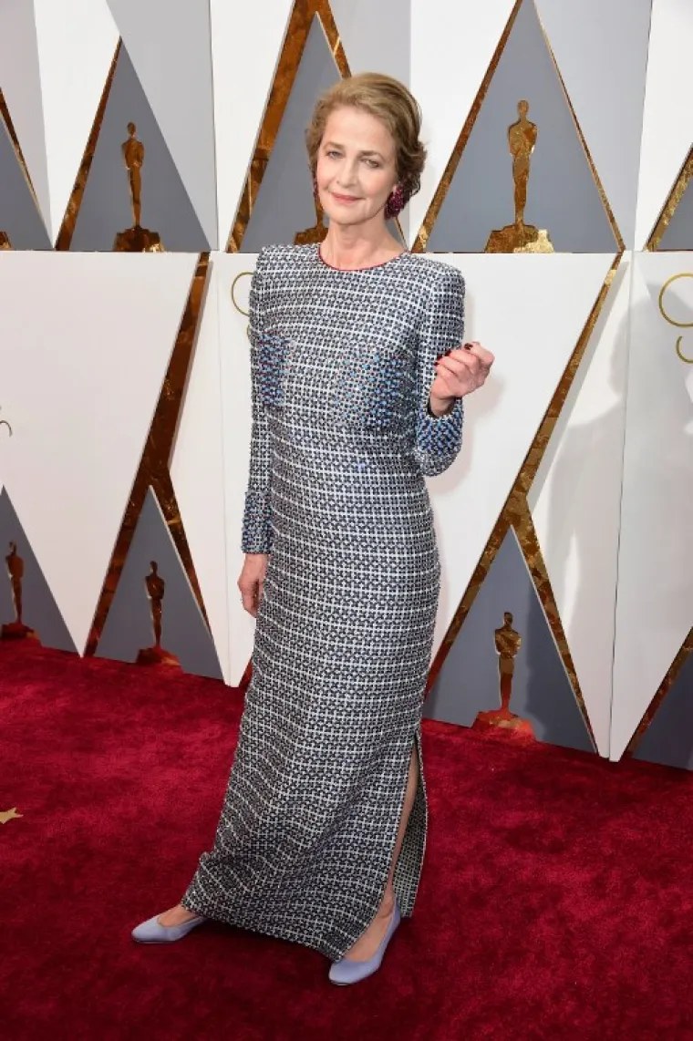 70-godi&scaron;nja glumica Charlotte Rampling ima zavidnu liniju, no ova ju je haljina 'pojela'.