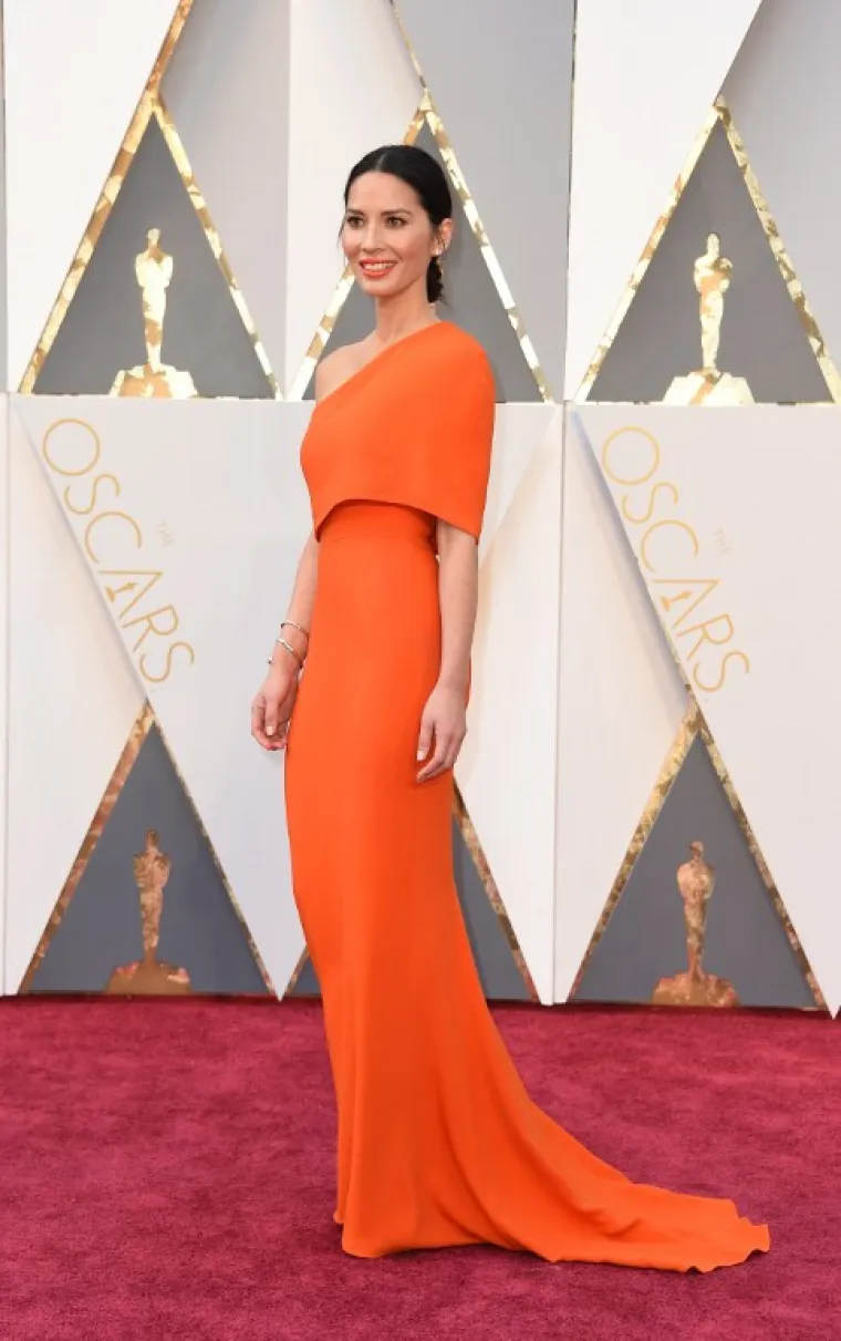 Olivia Munn je izgledala odlično u kreaciji Stelle McCartney.