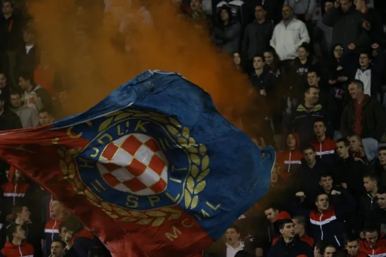 OSJETITE DA&Scaron;AK ATMOSFERE S POLJUDA: Osijek u dramatičnoj zavr&scaron;nici uzeo bodove Hajduku