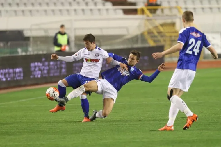 OSJETITE DA&Scaron;AK ATMOSFERE S POLJUDA: Osijek u dramatičnoj zavr&scaron;nici uzeo bodove Hajduku