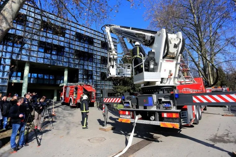 OPASNI LJUDI U CRNOM: Pogledajte kako je izgledala vježba specijalnih policijskih snaga