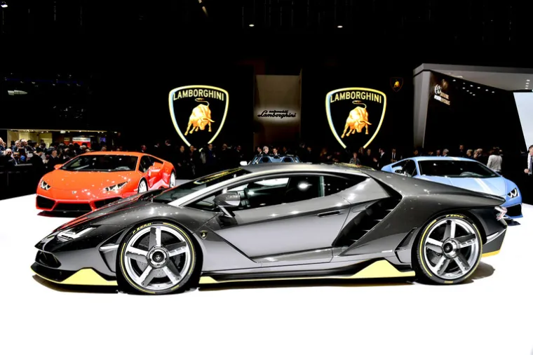 STOLJETNA OBLJETNICA: Evo kako izgleda slavljenički Lamborghini Centenario