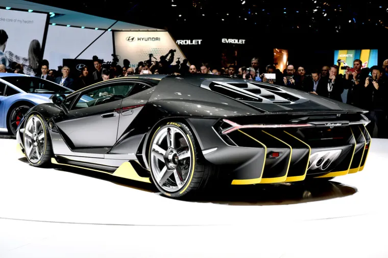 STOLJETNA OBLJETNICA: Evo kako izgleda slavljenički Lamborghini Centenario