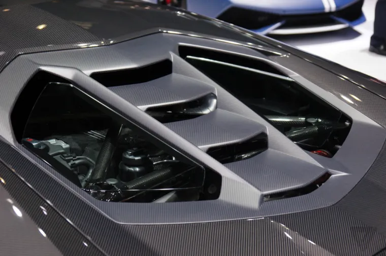 STOLJETNA OBLJETNICA: Evo kako izgleda slavljenički Lamborghini Centenario