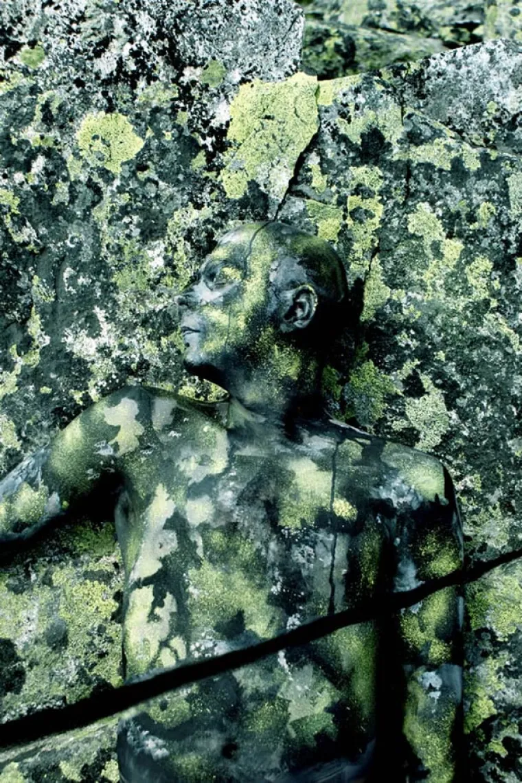 Možete li na slikama naći gole modele? Ako uspijete, to vam je ujedno i nagrada