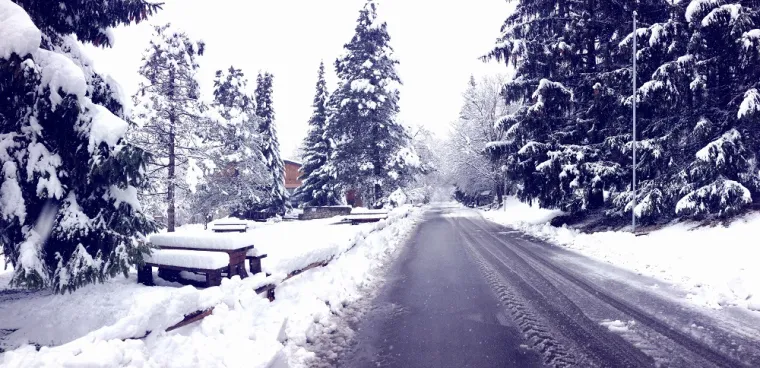 Fotografije Plitvica pod snijegom poslala nam je jedna čitateljica