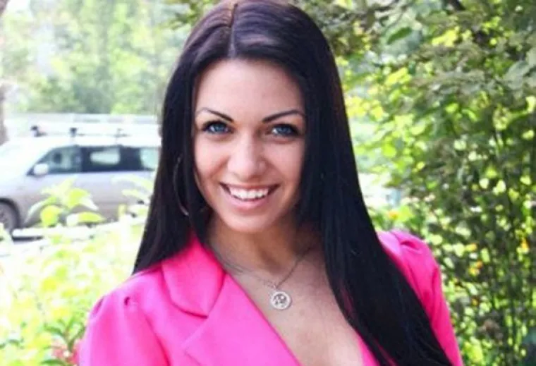 Shatuniha iz Sibira prodala je nevinost s 18 godina uz obraloženje: "Želim je prodati jako skupo nekome tko će je stvarno znati cijeniti". Na kraju je dobila 27.700 dolara, 3.100 dolara vi&scaron;e od početne cijene koju je stavila na aukciji.