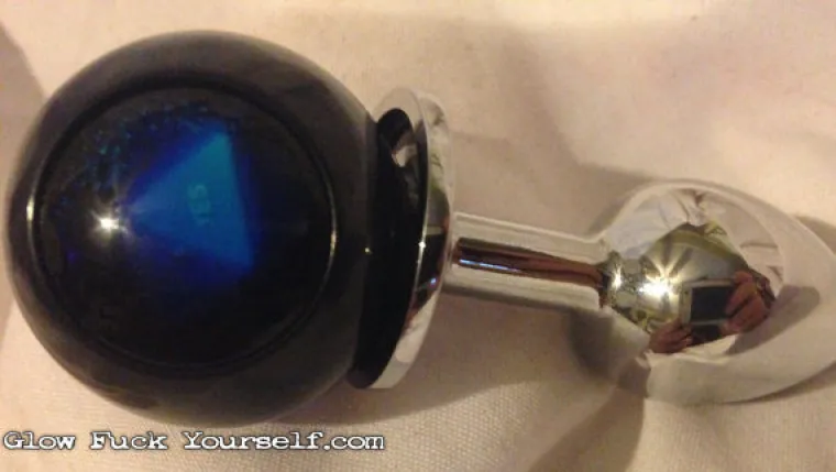 Biljarska kugla kao rukohvat za umetak.