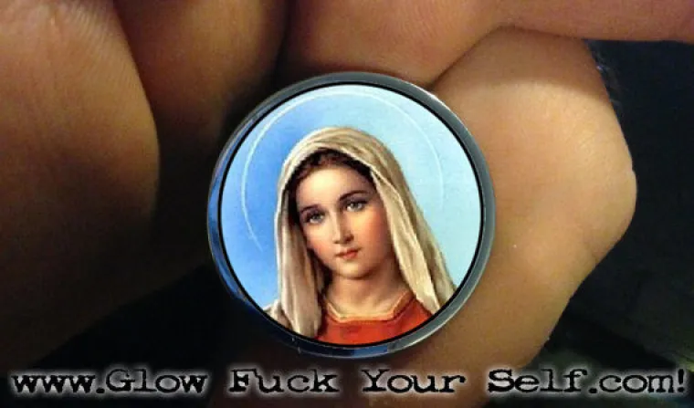 Ako ovaj umetak stavite u guzu, umjesto anusa imat ćete Mariju.