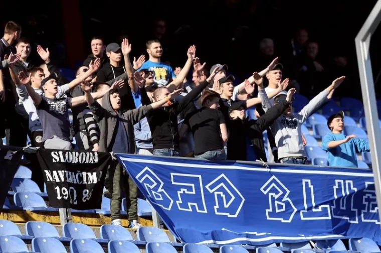 Dinamo i Rijeka, prva i druga momčad prvenstva, slavile su u 26. kolu 1. HNL istim rezultatom, 2:1. Dinamo je pobijedio Slaven Belupo, a Rijeka Osijek.