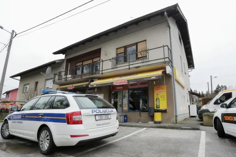 Pokušaj pljačke bankomata u Pojatnom. Pljačkaši su koristili dinamit.