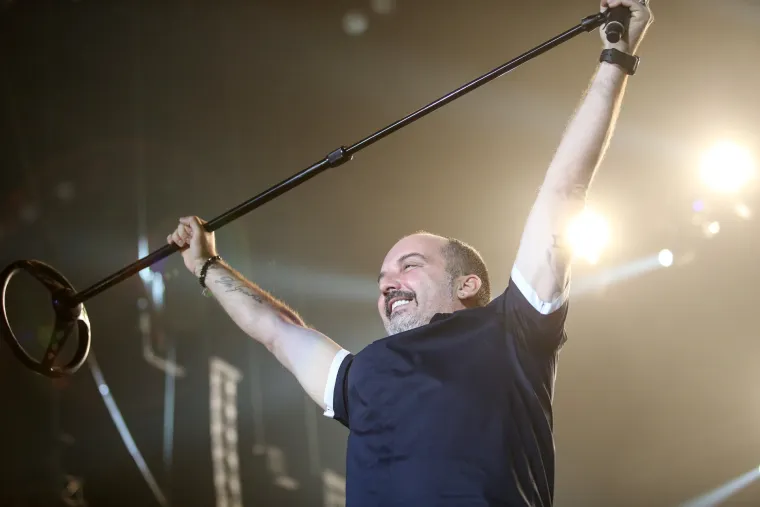 Tony Cetinski u prepunoj Areni odu&scaron;evio obožavateljice za Dan žena