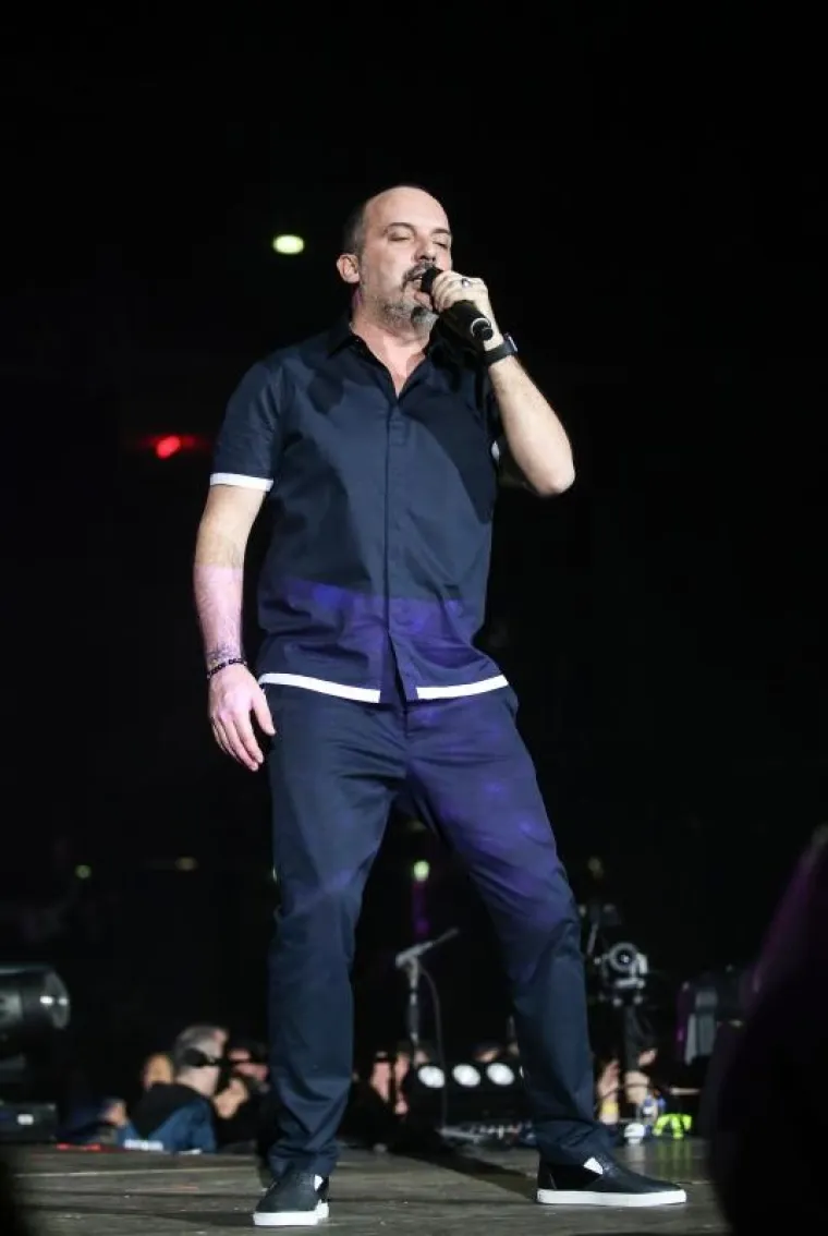 POGLEDAJTE &Scaron;TO JE ODJENULA: Maja &Scaron;uput povela frendice na Tonyjev koncert za Dan žena