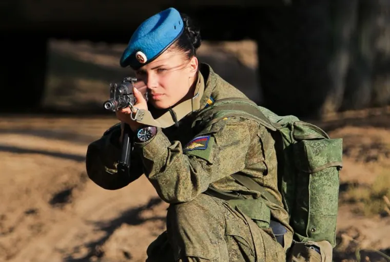 UBOJITE LJEPOTICE: Rusko ministarstvo obrane pohvalilo se svojim opakim kadetkinjama