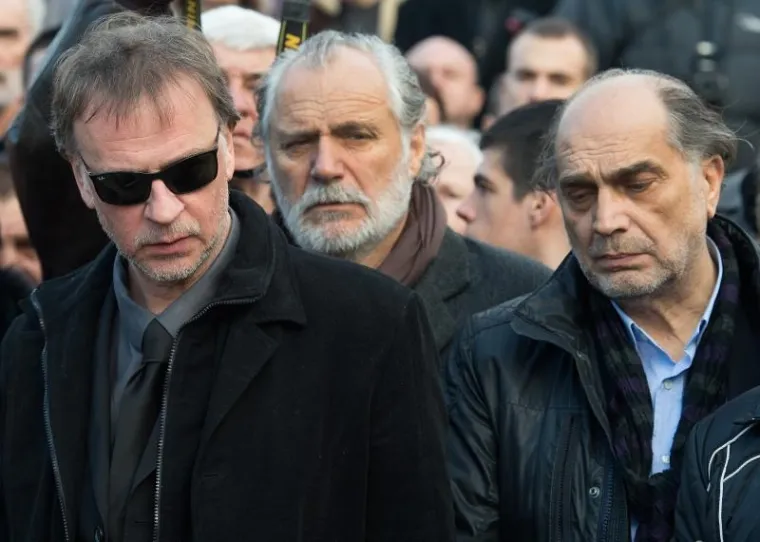 Tisuće ljudi ispratile velikog Dragana Nikolića na posljednji počinak