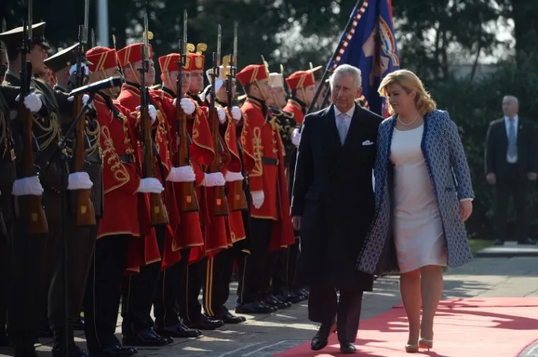 Svečani doček princa od Walesa i vojvotkinje od Cornwalla u Uredu predsjednice.