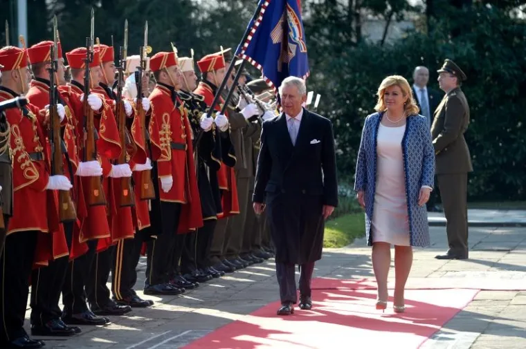 Svečani doček princa od Walesa i vojvotkinje od Cornwalla u Uredu predsjednice.