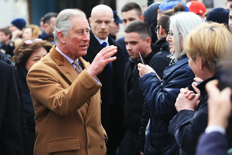 Prinčevski par u Osijeku uživao u domaćim mesnim delicijama i vinu