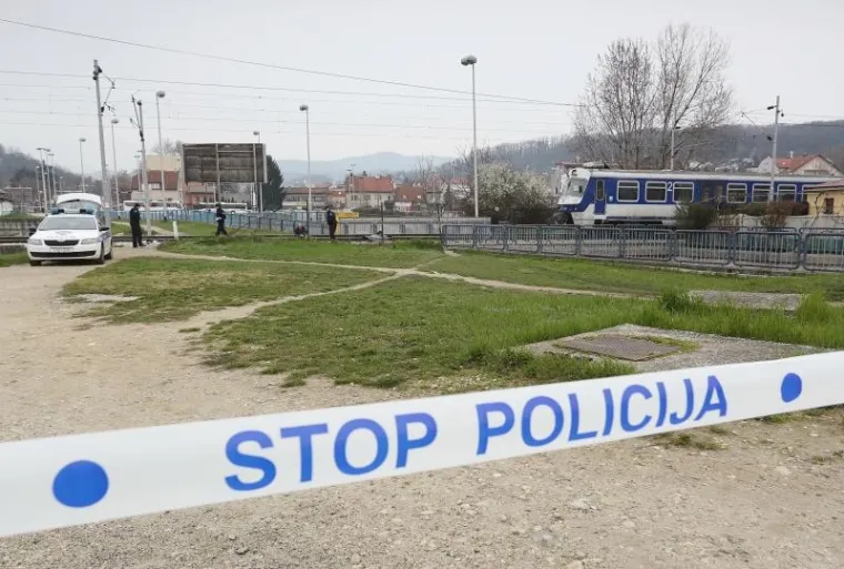 Putnički vlak naletio na nepoznatu osobu