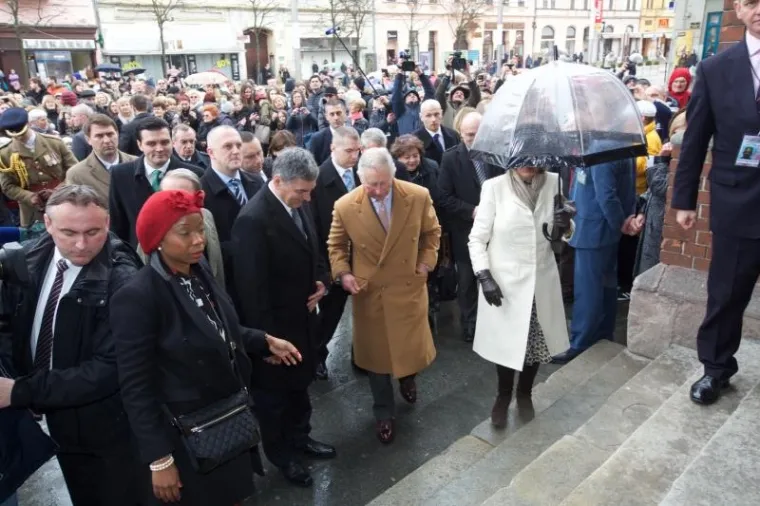 Charles je bio oduševljen tramvajom kao "ekološkim oblikom prijevoza" .