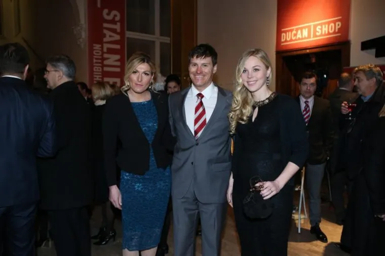 Janica i Ivica Kostelić i Ivičina supruga Erin Arnarsdottir.