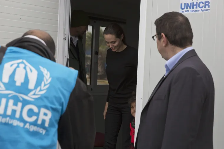 Angelina Jolie posjetila izbjeglice u Pireju