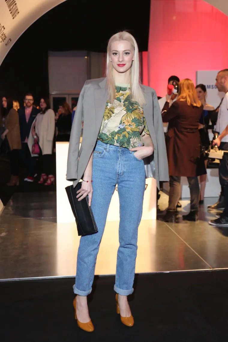 Poznate Hrvatice obožavaju Roberta Severa: na reviju stigle Nina Badrić, Vanda Winter, Sanja Doležal....