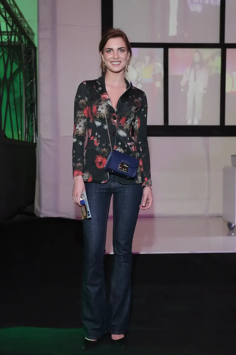 Poznate Hrvatice obožavaju Roberta Severa: na reviju stigle Nina Badrić, Vanda Winter, Sanja Doležal....