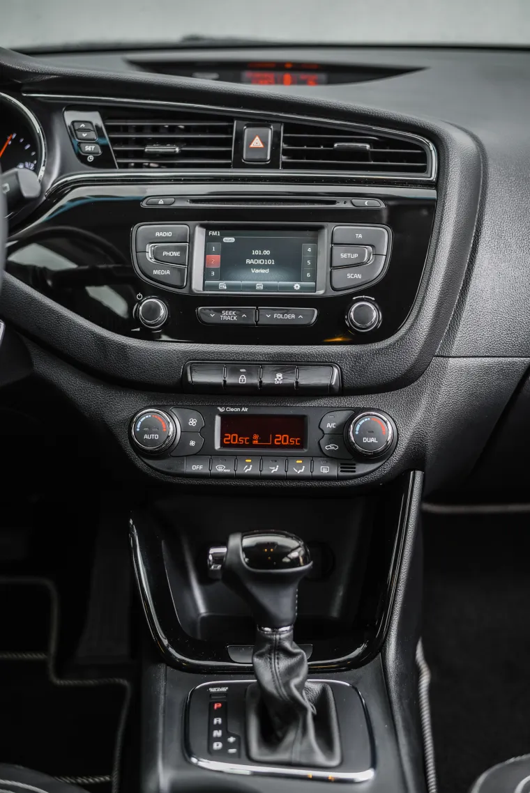 PRAKTIČNO NAJBOLJI U KLASI: Kia Ceed 1.6 CRDI High Ex Style