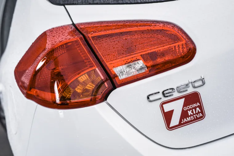 PRAKTIČNO NAJBOLJI U KLASI: Kia Ceed 1.6 CRDI High Ex Style