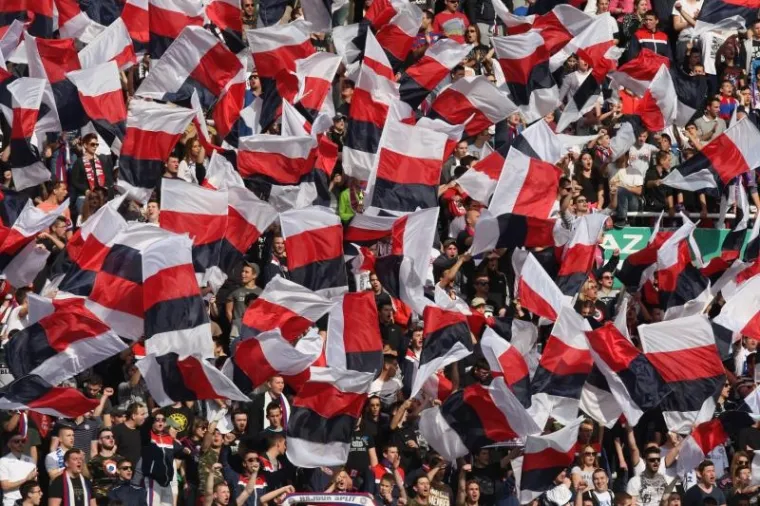 Četiri dana nakon njihova okr&scaron;aja u polufinalu Kupa, nogometa&scaron;i Hajduka i Dinama jo&scaron; su se jednom sudarili u lijepoj atmosferi Poljuda, ovaj put u sklopu prvenstva.