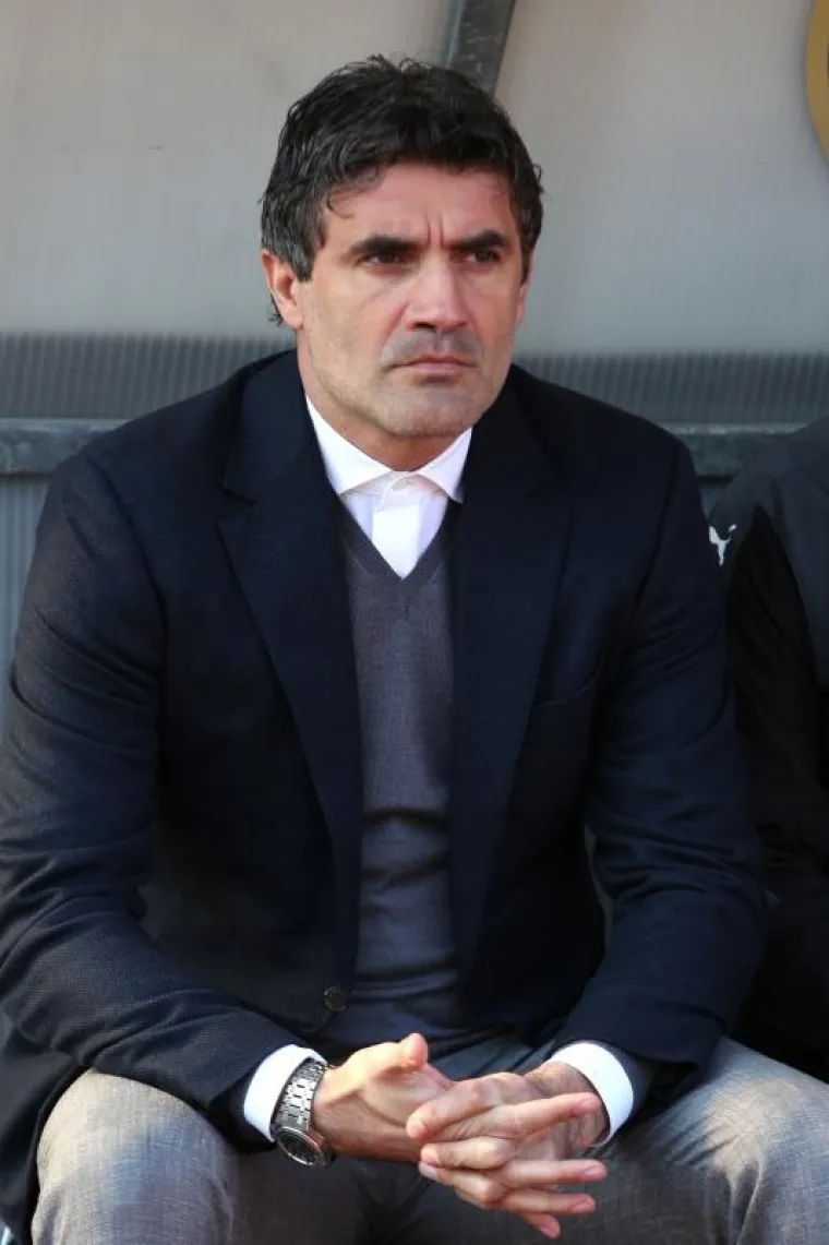 Četiri dana nakon njihova okr&scaron;aja u polufinalu Kupa, nogometa&scaron;i Hajduka i Dinama jo&scaron; su se jednom sudarili u lijepoj atmosferi Poljuda, ovaj put u sklopu prvenstva.