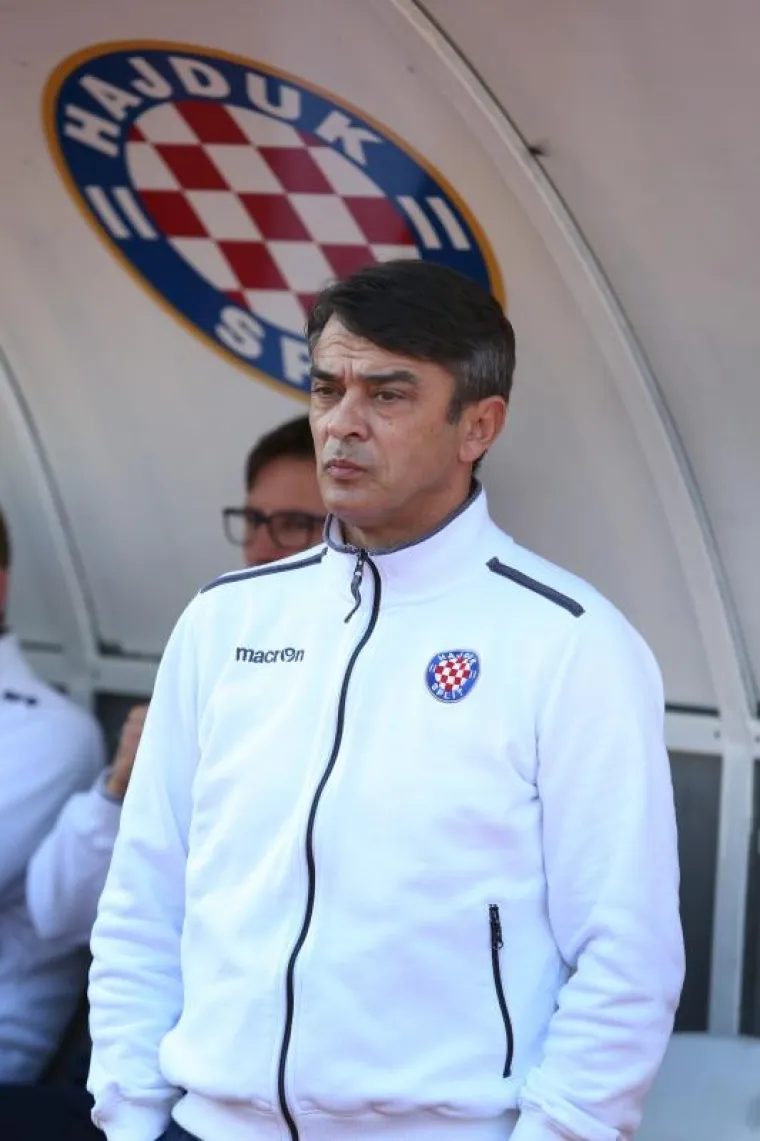 Četiri dana nakon njihova okr&scaron;aja u polufinalu Kupa, nogometa&scaron;i Hajduka i Dinama jo&scaron; su se jednom sudarili u lijepoj atmosferi Poljuda, ovaj put u sklopu prvenstva.