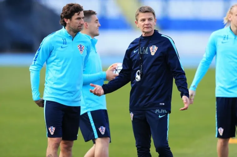 IZVRSNA ATMOSFERA: Trening Vatrenih u Osijeku