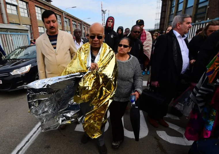 Evakulacija putnika s aerodroma.
