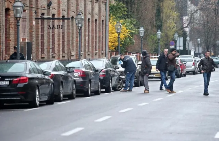 Nakon provjere, djelatnici Protueksplozijskog odjela utvrdili su da se ne radi o eksplozivnoj napravi