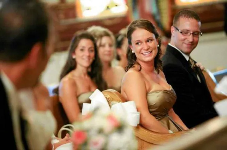 NE PRESTAJU BULJITI: Kad dečki vide nešto što im se svidi, sva suptilnost pada u vodu